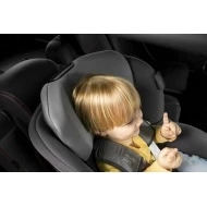 Britax Romer Autosedačka Dualfix iSense Dualfix iSense s dítkem