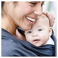  Infantino Nosítko Hug & Cuddle - 