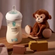 AVENT Láhev Natural Response s ventilem Air Free