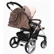 Quatro Monza 2014 Pohled ze zadu, prostorný košík