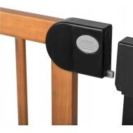 Reemy dřevěná dětská zábrana Zámek se uvolní stiskem tlačítka při současném tlaku dolů