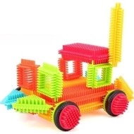 URW Stavebnice pro nejmenší HEDGEHOG BLOCKS 90 ks Auto ze stavebnice pro nejmenší HEDGEHOG BLOCKS