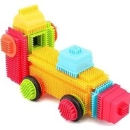  URW Stavebnice pro nejmenší HEDGEHOG BLOCKS 90 ks - Mašinka ze stavebnice pro nejmenší HEDGEHOG BLOCKS
