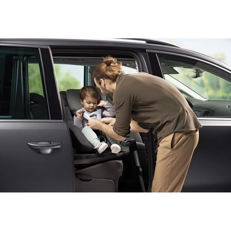 Britax Romer Autosedačka Dualfix iSense - Dualfix iSense poutání dítka