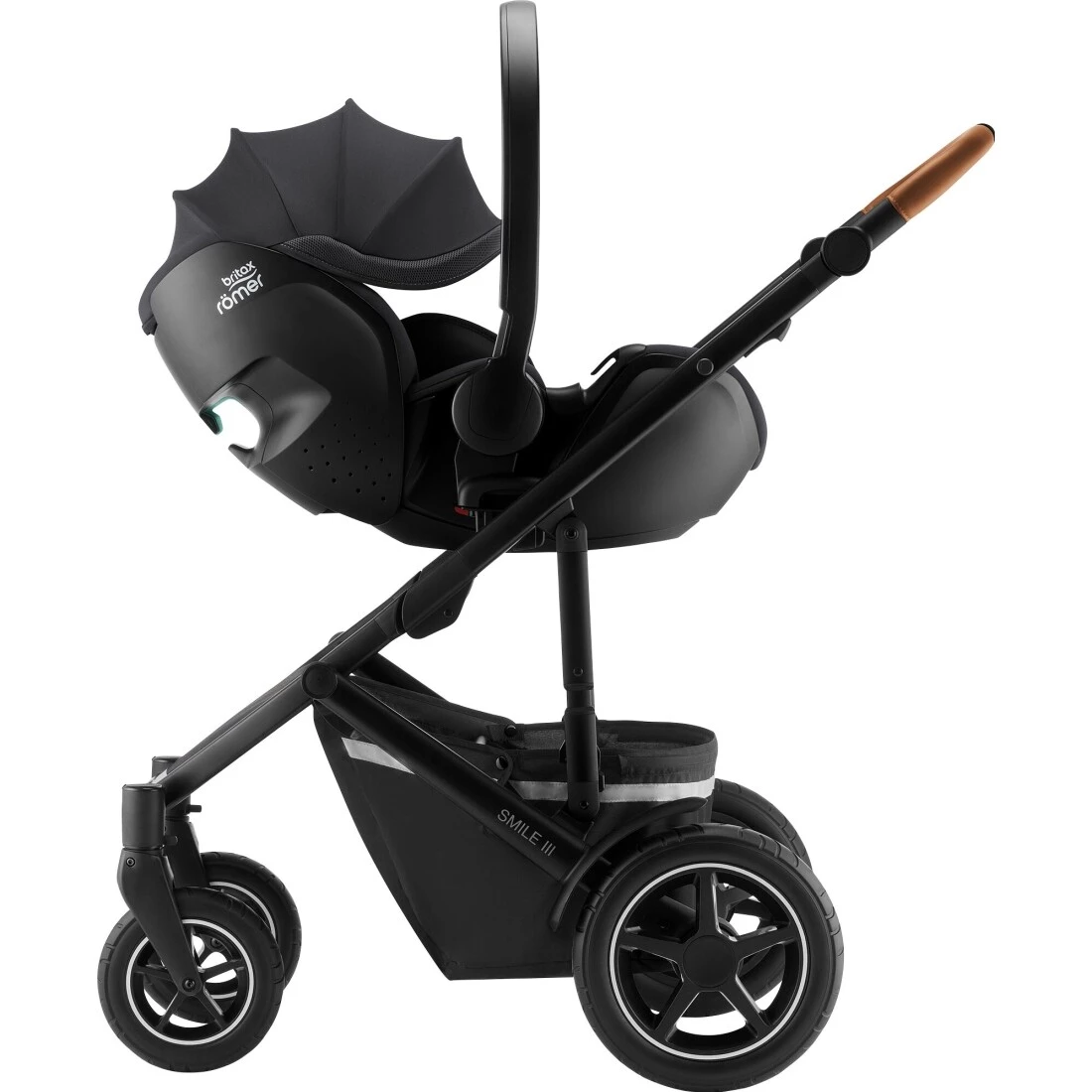 Britax Römer set Baby-Safe Pro + Vario Base 5Z MEGA AKCE - Autosedačku pohodlně nasadíte na většinu kočárků