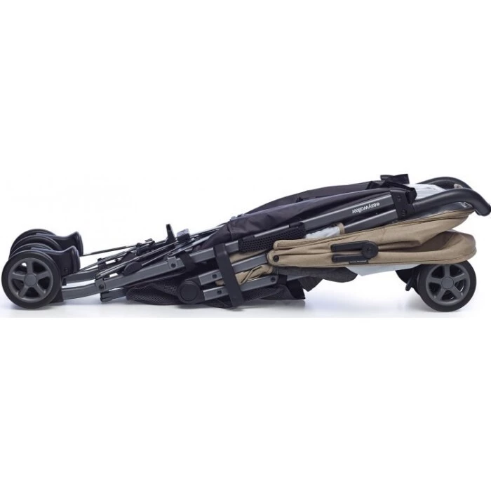 Easywalker Buggy - Složený kočárek do kompaktních rozměrů