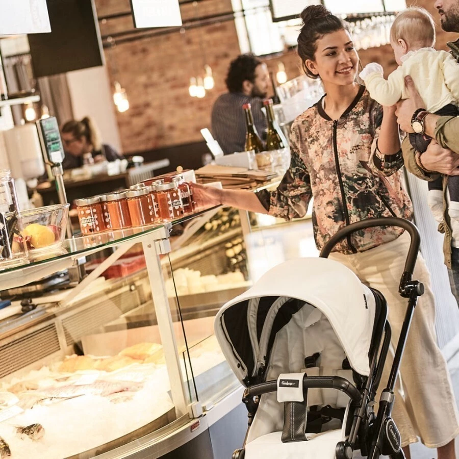 Emmaljunga NXT60 - V cukrárně