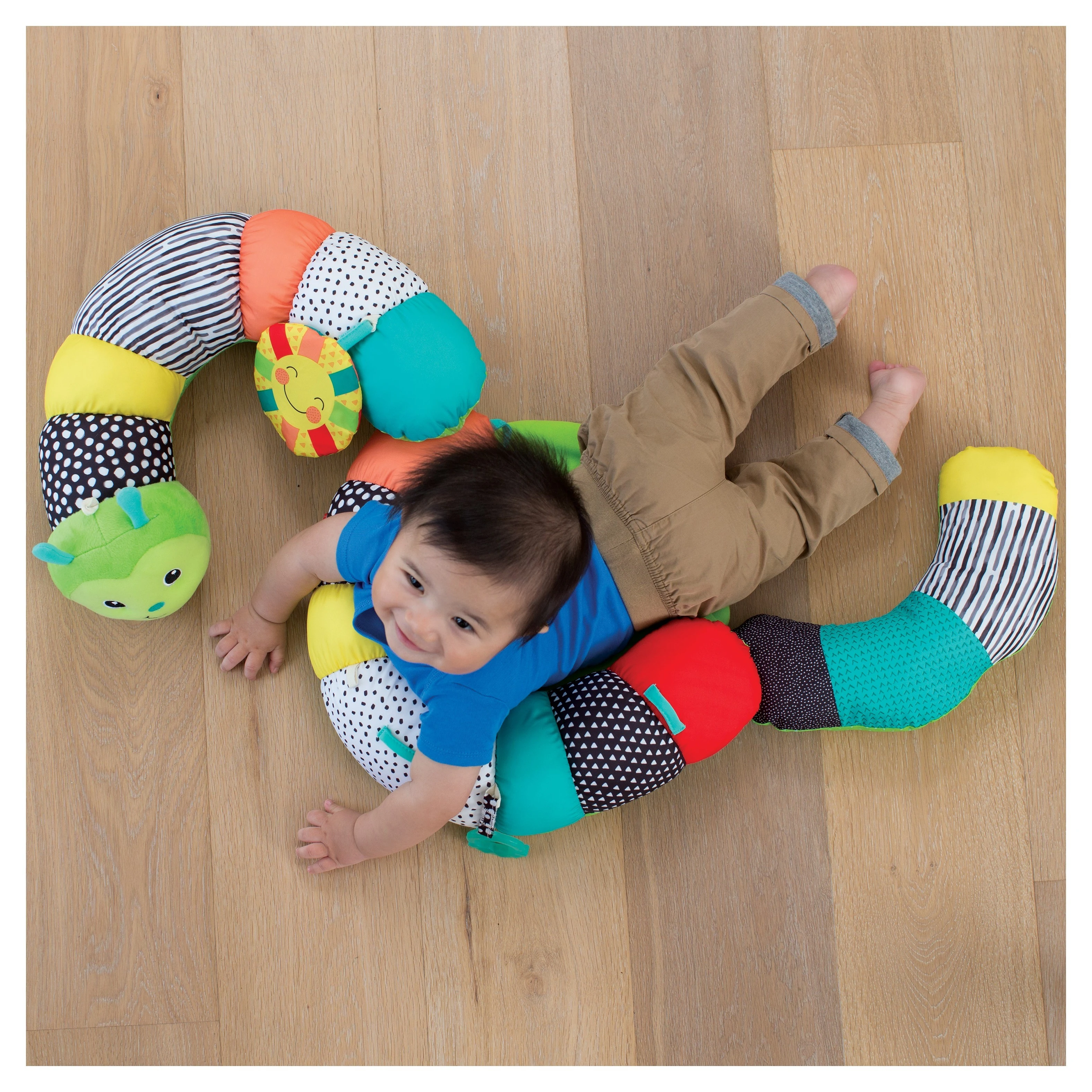 Infantino Polštářek 2v1 pro hru na bříšku housenka - 