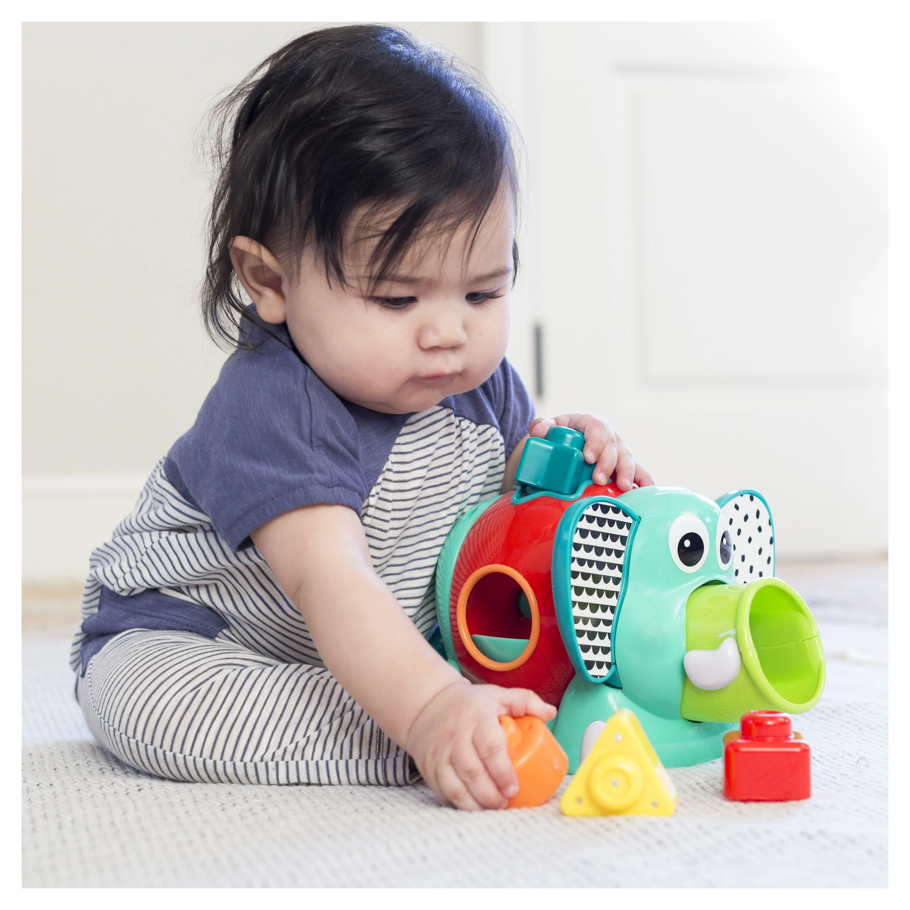 Infantino Slon Jumbo s vkládacími tvary - 