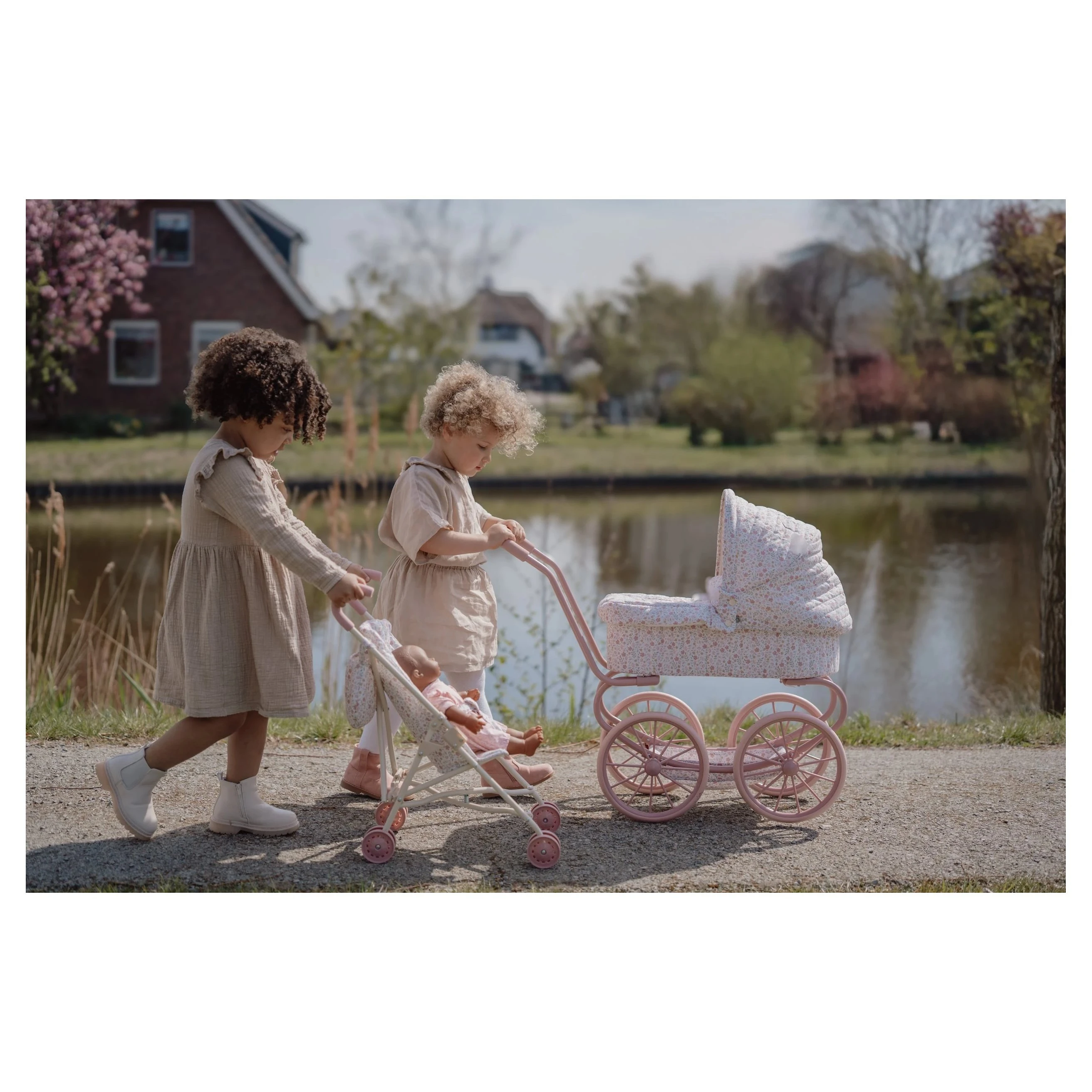 Little Dutch Kočárek pro panenky Soft Flowers - 