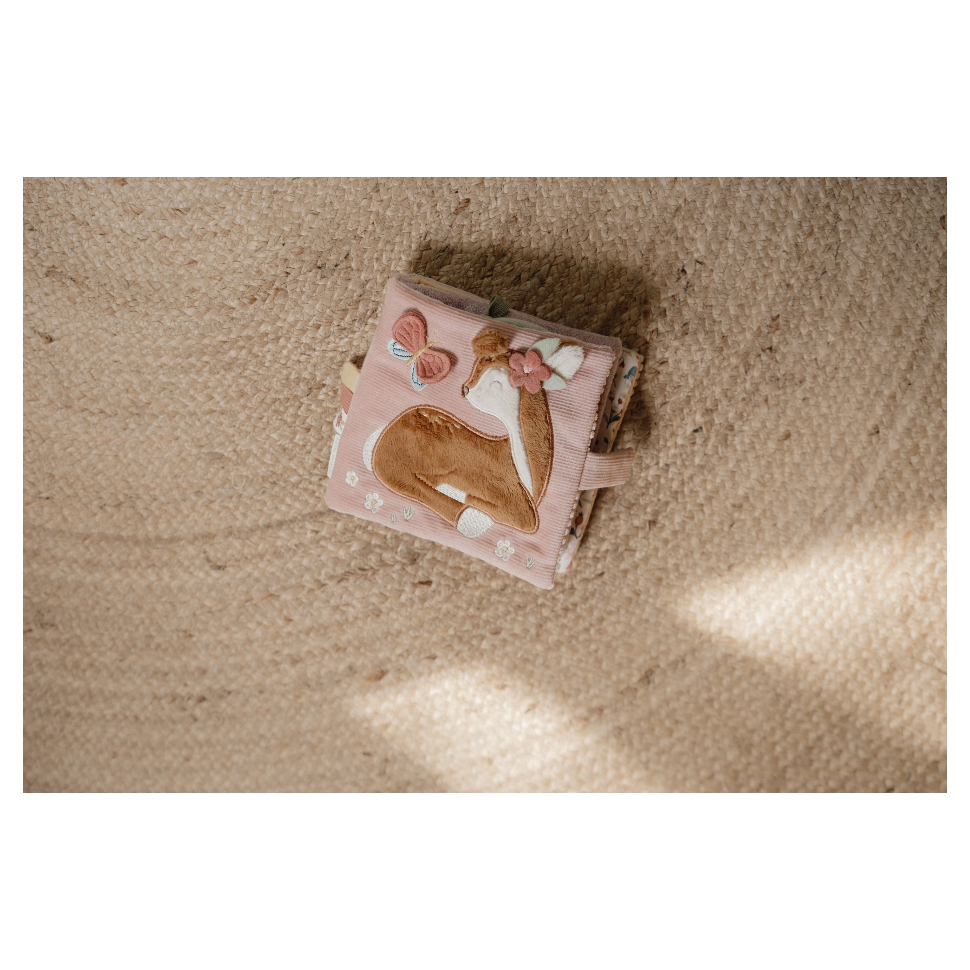 Little Dutch Textilní knížka s aktivitami Fairy Garden - 