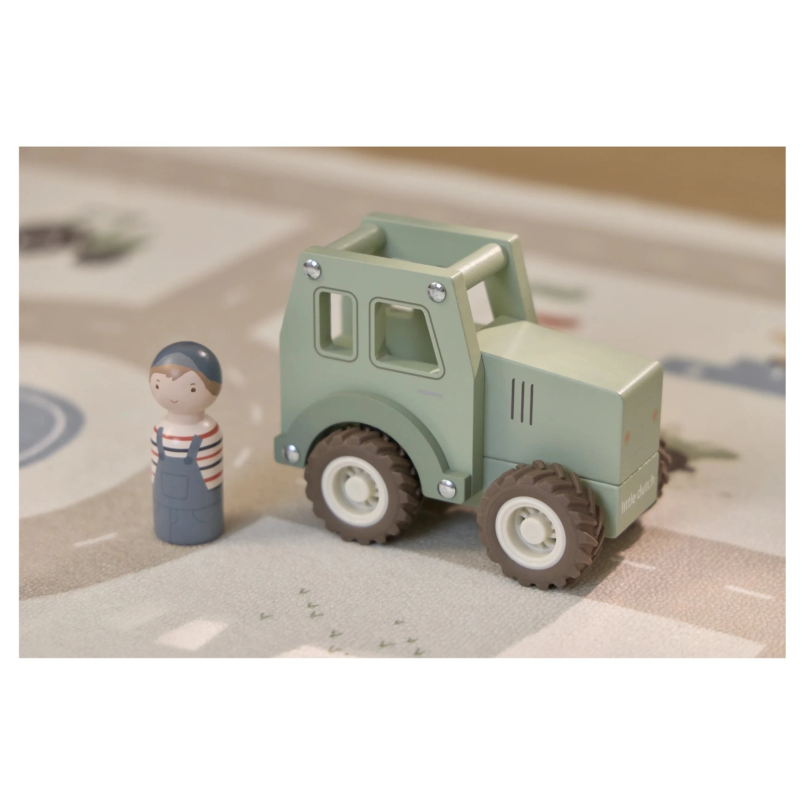 Little Dutch Traktor dřevěný - 