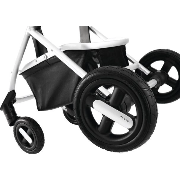 Nuna Ivvi Savi akční set  - pěnová kolečka