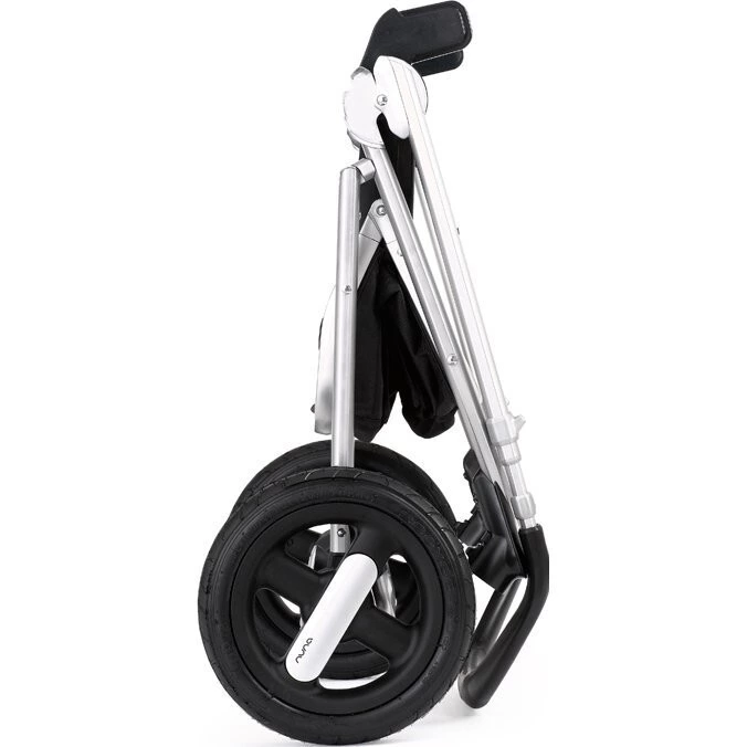 Nuna Ivvi Savi akční set  - složený podvozek kočárku