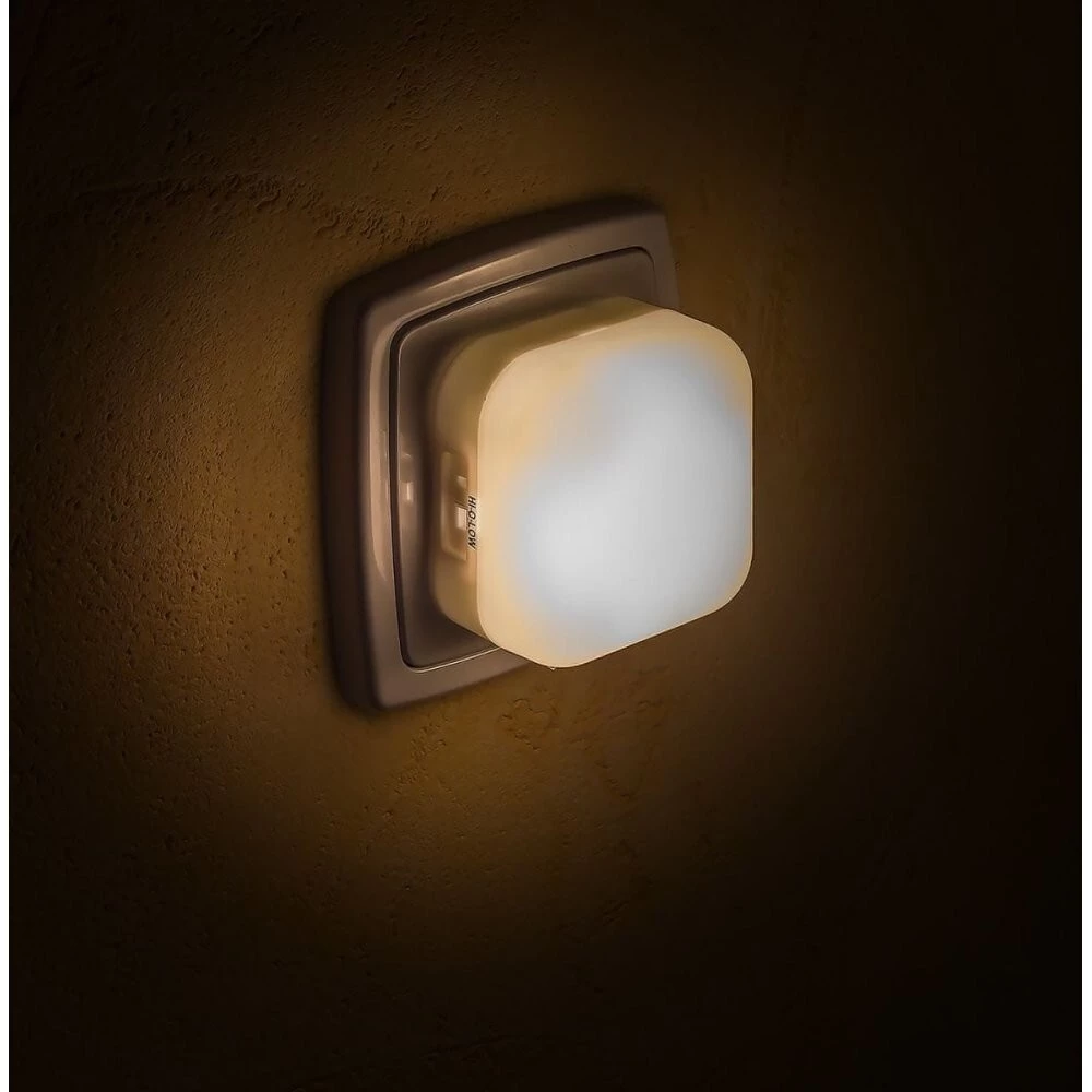 Reer Led světlo 2v1 dětské - Svíticí kostka