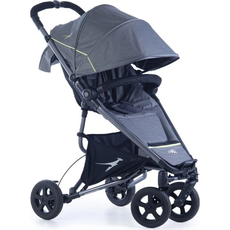 TFK Dot 2 - Po rozepnutí zipu je střecha zvětšit do XL polohy